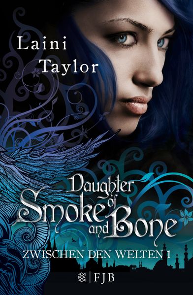 Daughter of Smoke and Bone cover